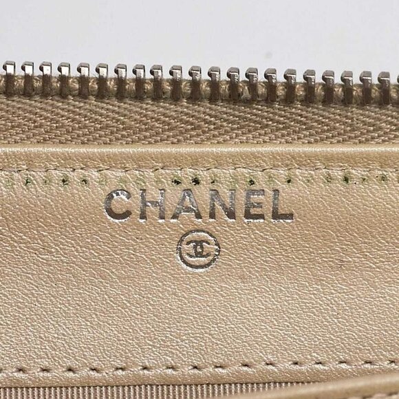 Chanel Beige Quilted Patent Leather CC Zip Wallet - Picture 7 of 10